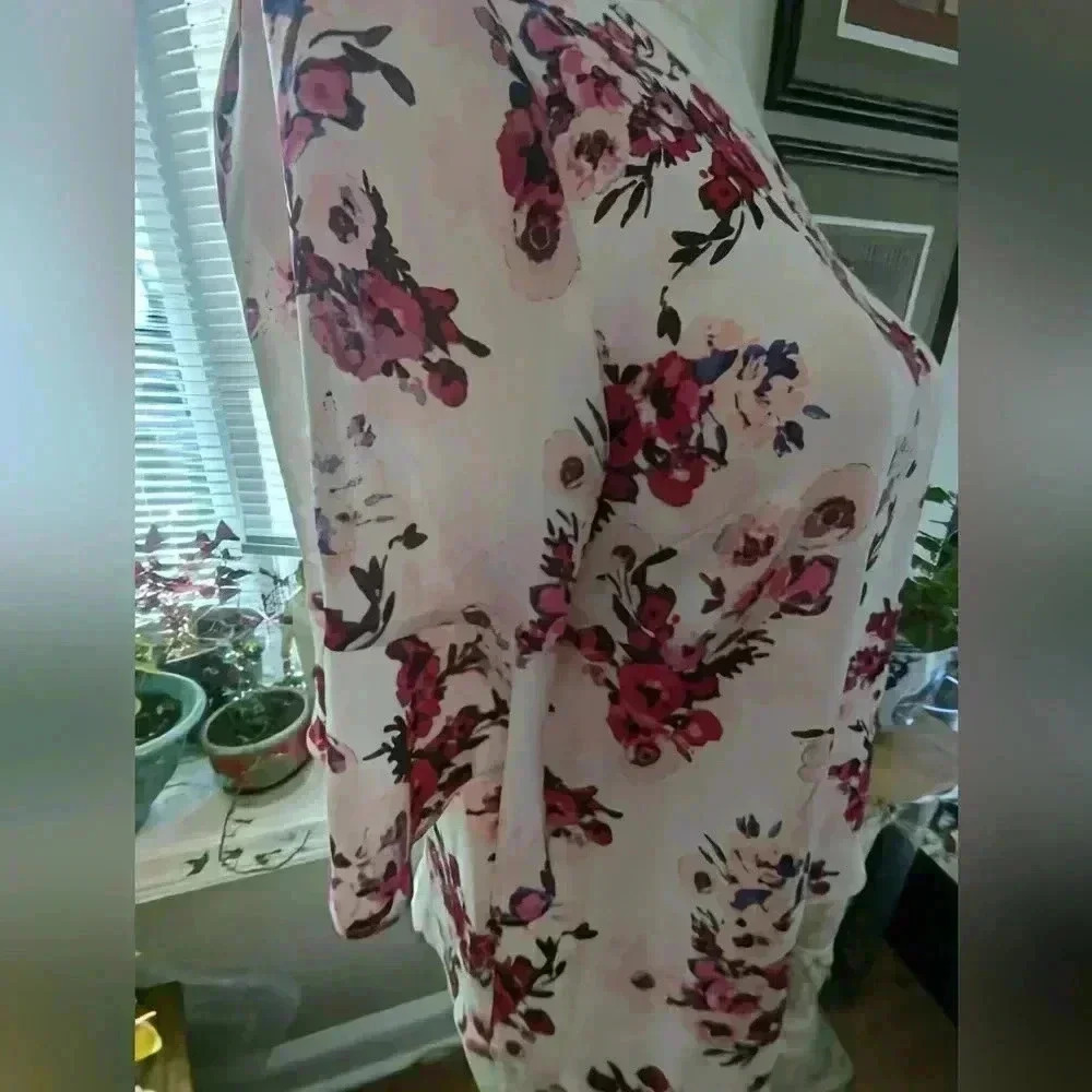 NWOT Elle Fuchsia Pink Floral Top Size L - Picture 5 of 7